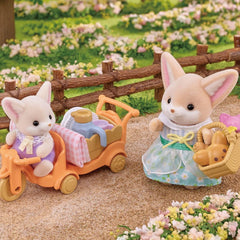 5698 Sylvanian Families - Set Picnic al sole: Sorella e Bebè Volpe Fennec