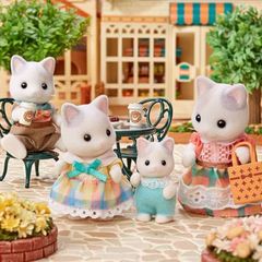 5738 Sylvanian Families - Famiglia Gatto Latte