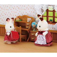 5016 Sylvanian Families - Sorella Coniglio Cioccolato e scrivania