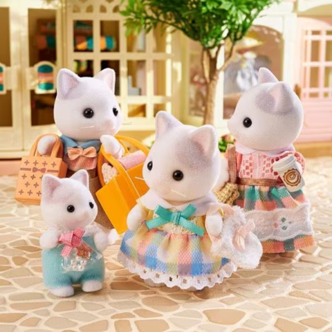 5738 Sylvanian Families - Famiglia Gatto Latte