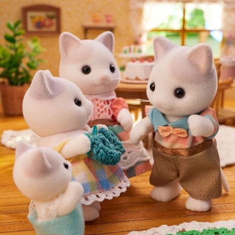 5738 Sylvanian Families - Famiglia Gatto Latte