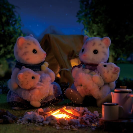 05814 Sylvanian Families La Famiglia Pantera delle Nevi | Set 4 Personaggi